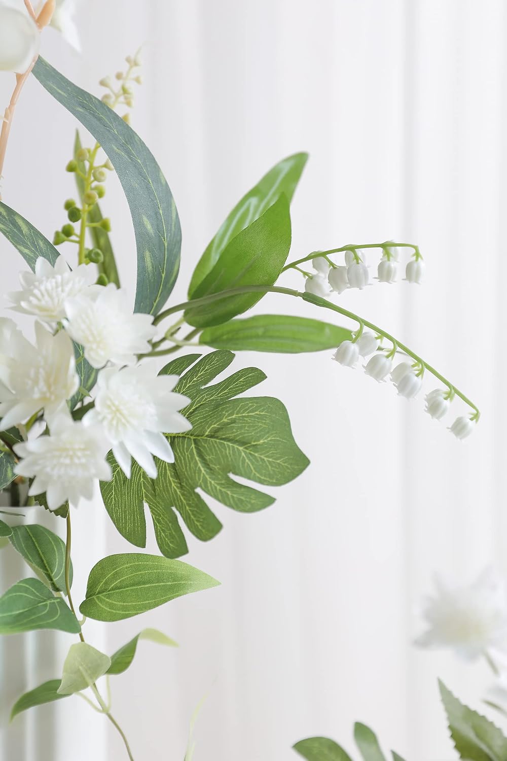 ARTIFICIAL GREENING STEM BOX SET-WHITE & GREEN